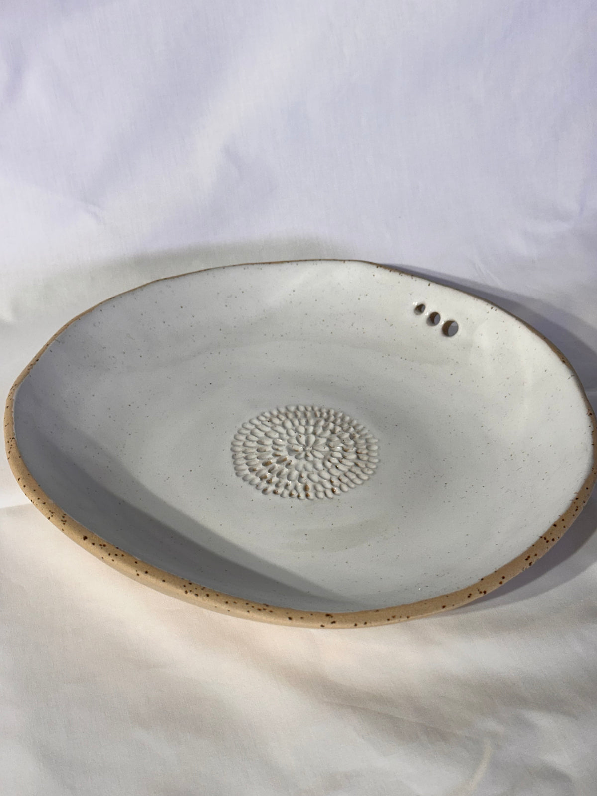 Ferry RD Clay - The Vinka - Bowl with inbuilt grater and herb stripper