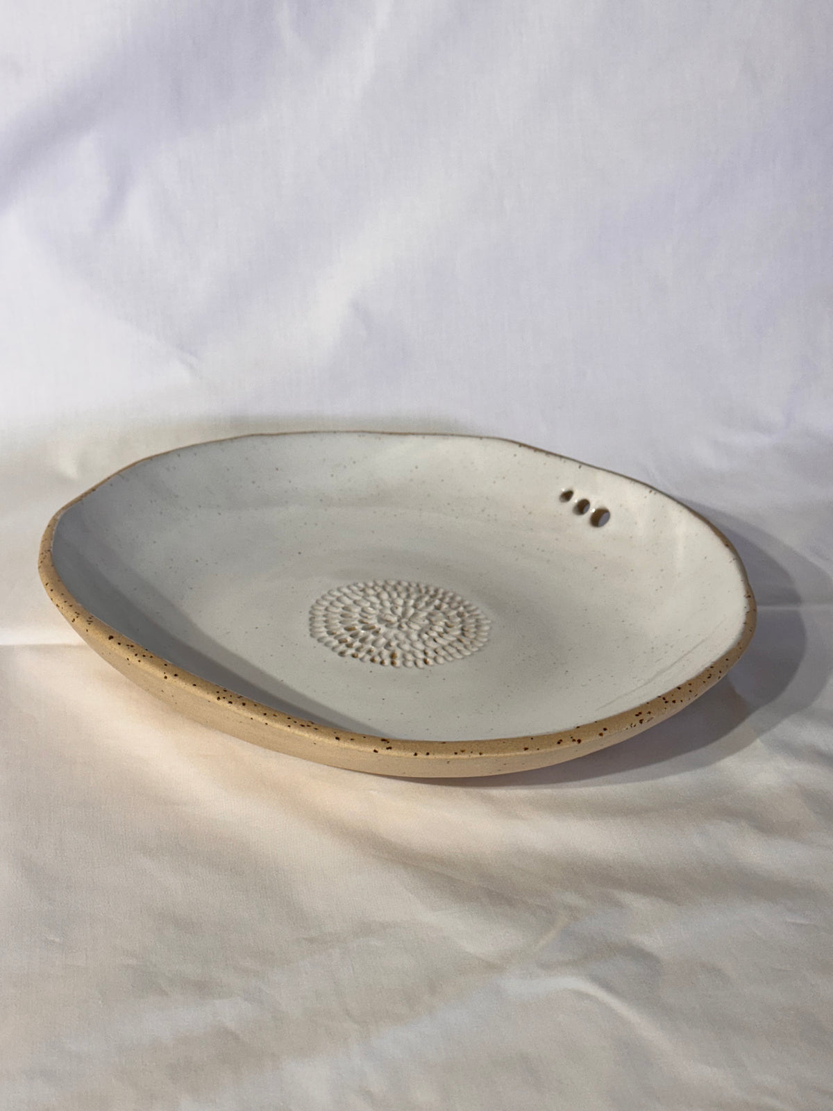 Ferry RD Clay - The Vinka - Bowl with inbuilt grater and herb stripper