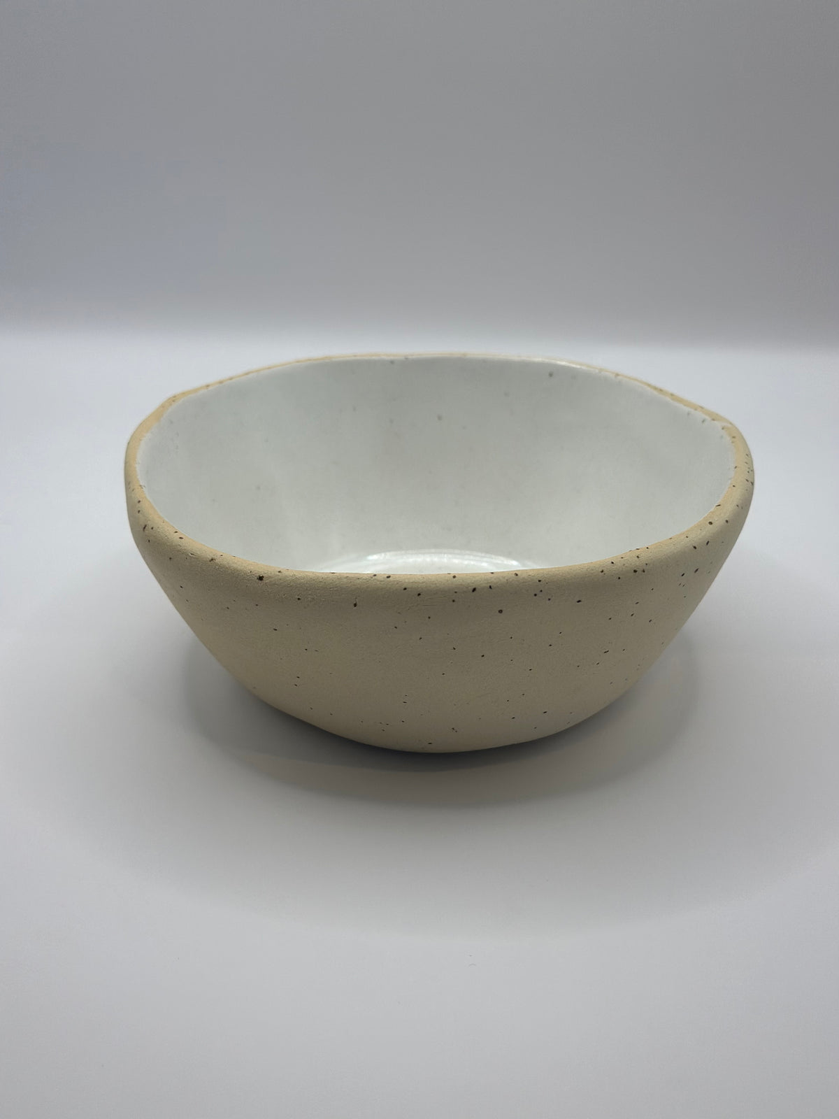 Ferry Rd Clay - Slow morning bowl - white and natural