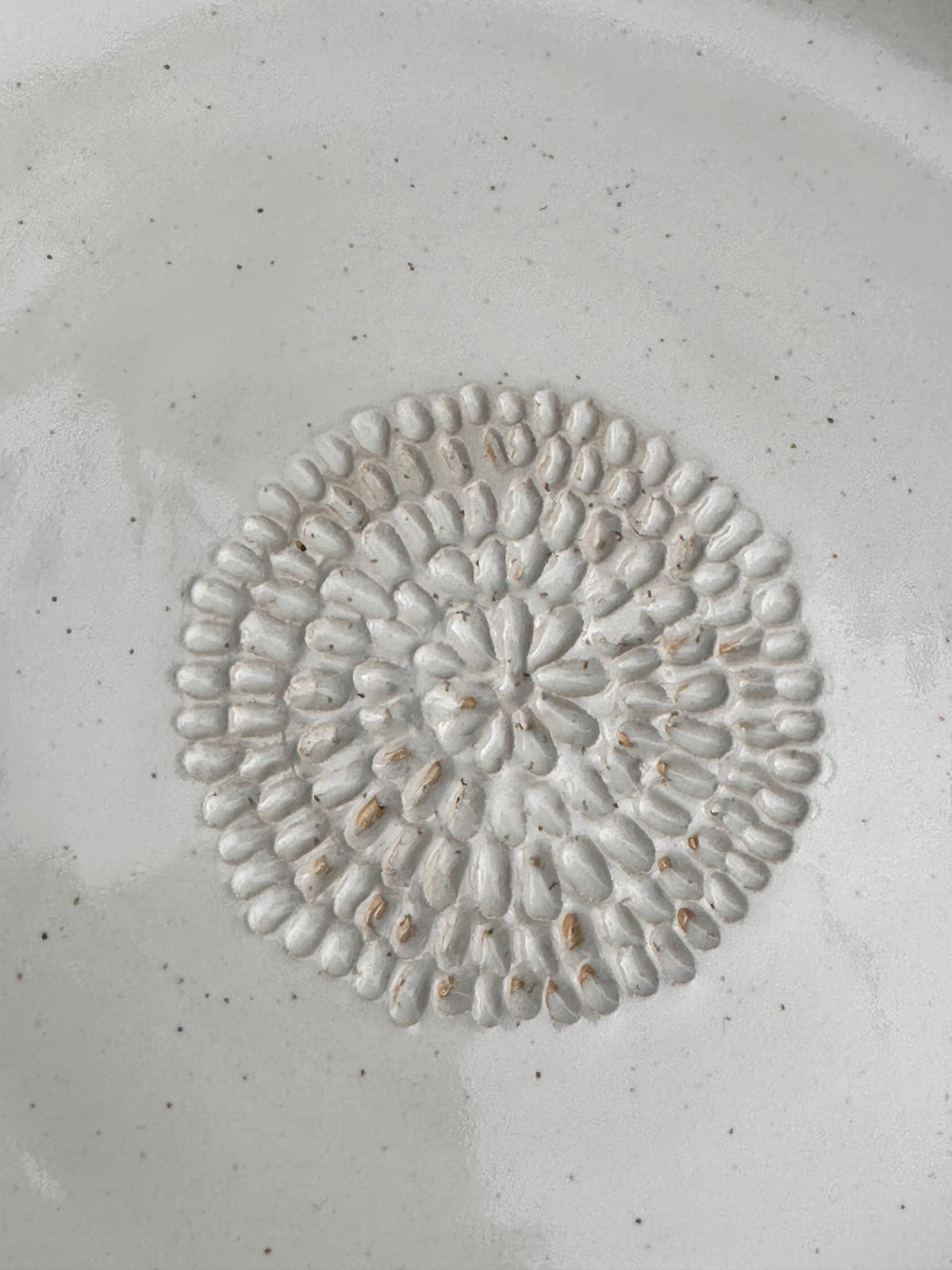 Ferry RD Clay - The Vinka - Bowl with inbuilt grater and herb stripper