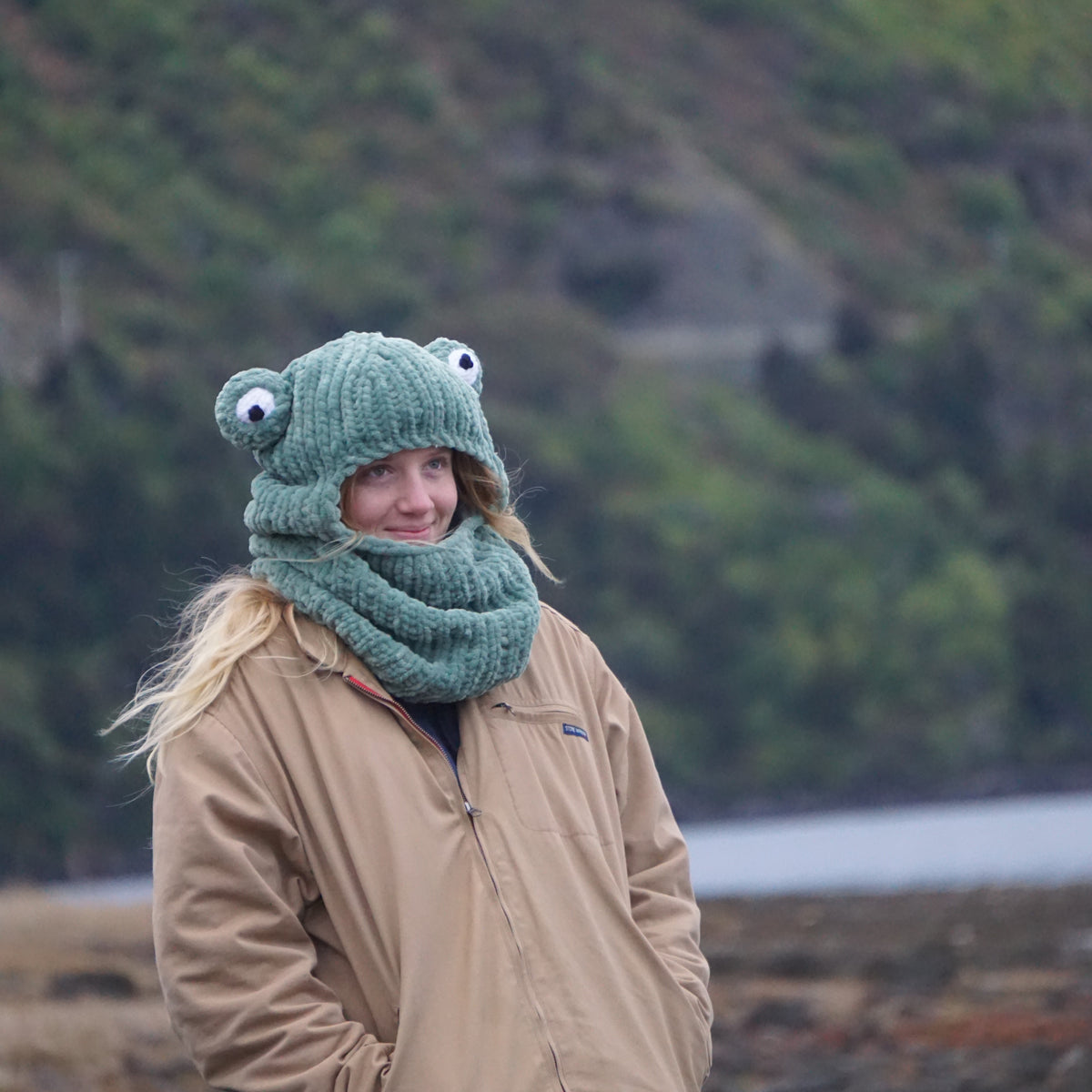 Ski Helmet Cover - Frog *B/O