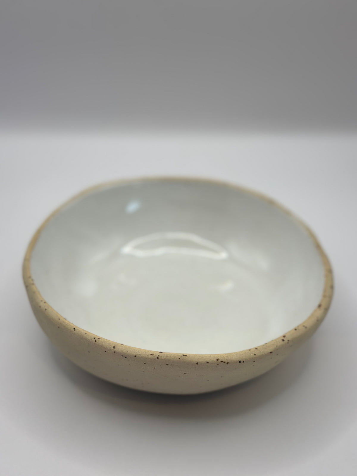 Ferry Rd Clay - Slow morning bowl - white and natural