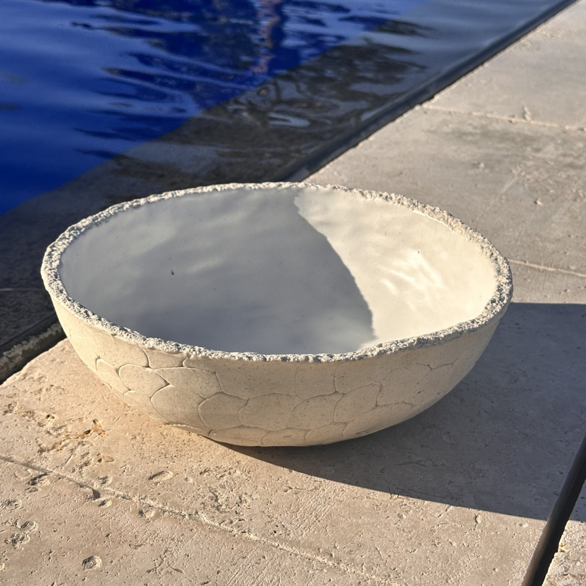 Large Pebble Clay Bowl - Off white