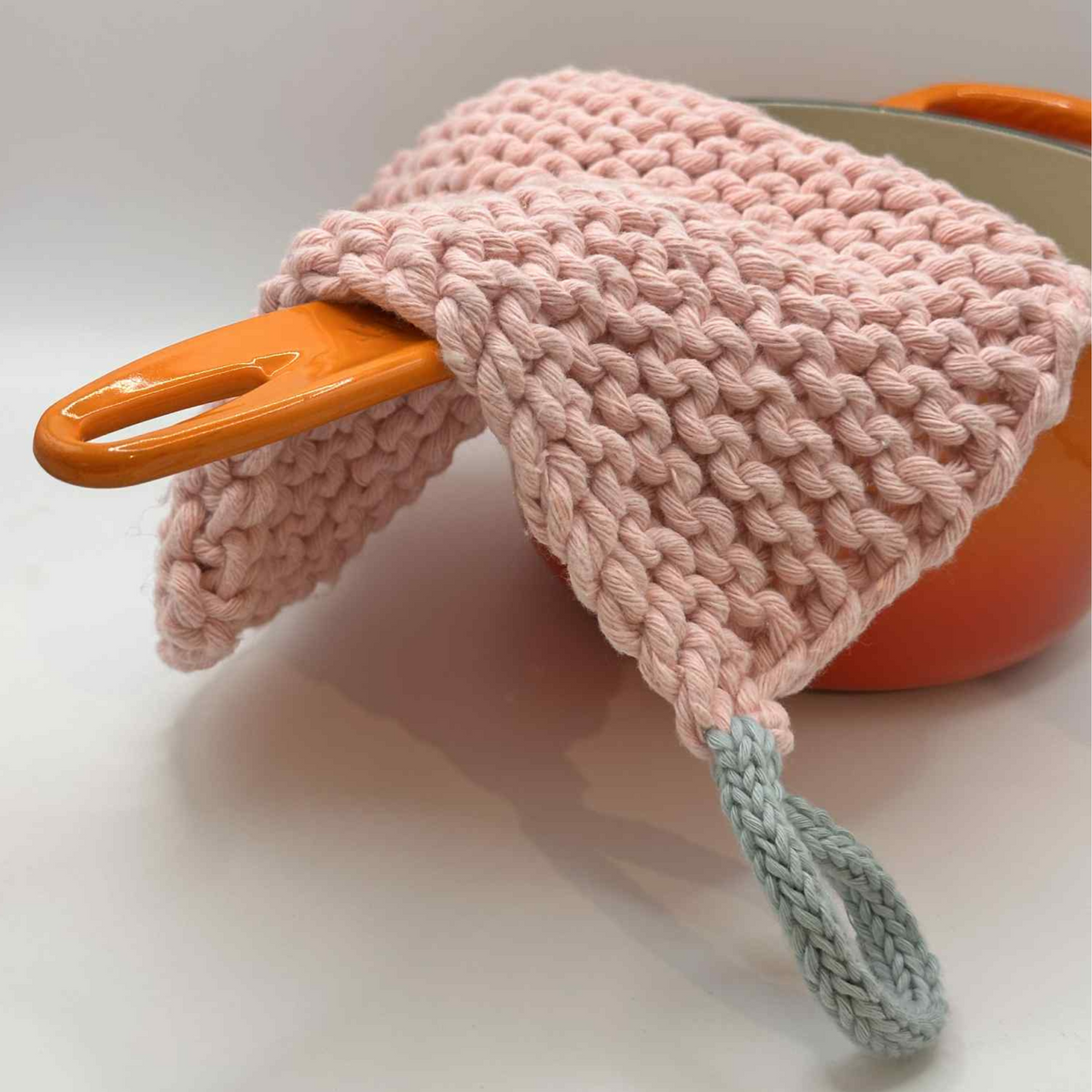 NEW: Pot Holder - Chunky Knit With Cotton Loop
