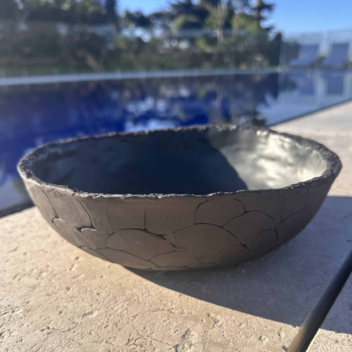 Large Clay Pebble Bowl - Charcoal