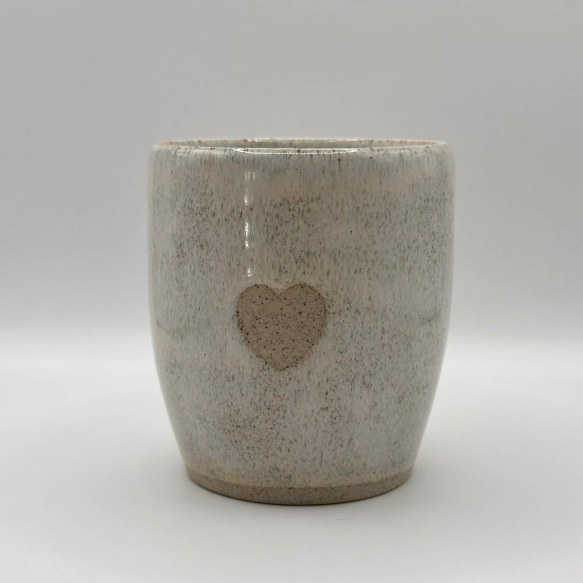 Mudhut Potters Wellington - Honey Flux Heart Tumbler with Speckle Clay - 12oz