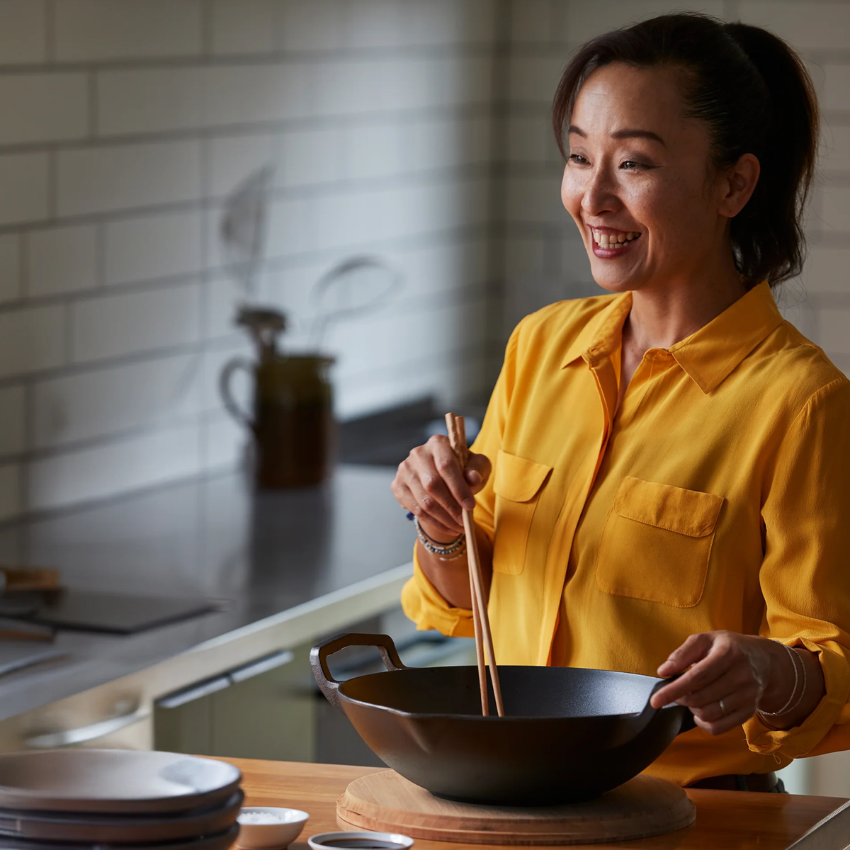 NEW: Ironclad Co - Cast Iron Takumi Wok Set - 31cm