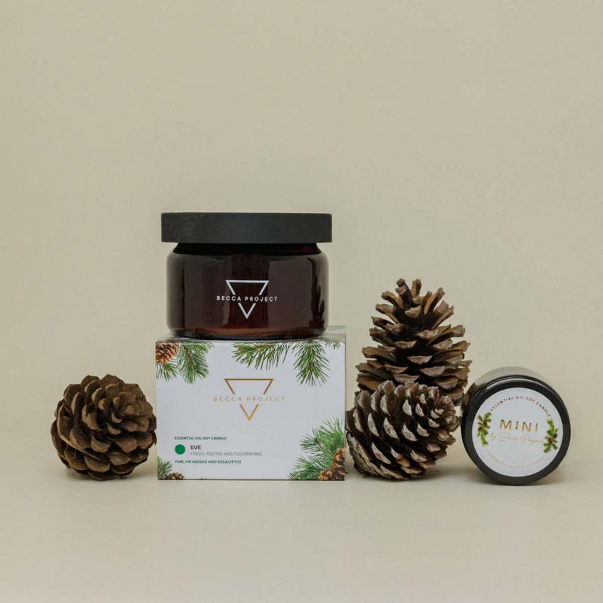 Becca Project - Medium Candle - &quot;Eve&quot; Christmas