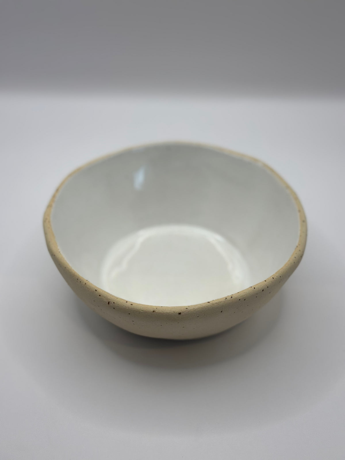 Ferry Rd Clay - Slow morning bowl - white and natural