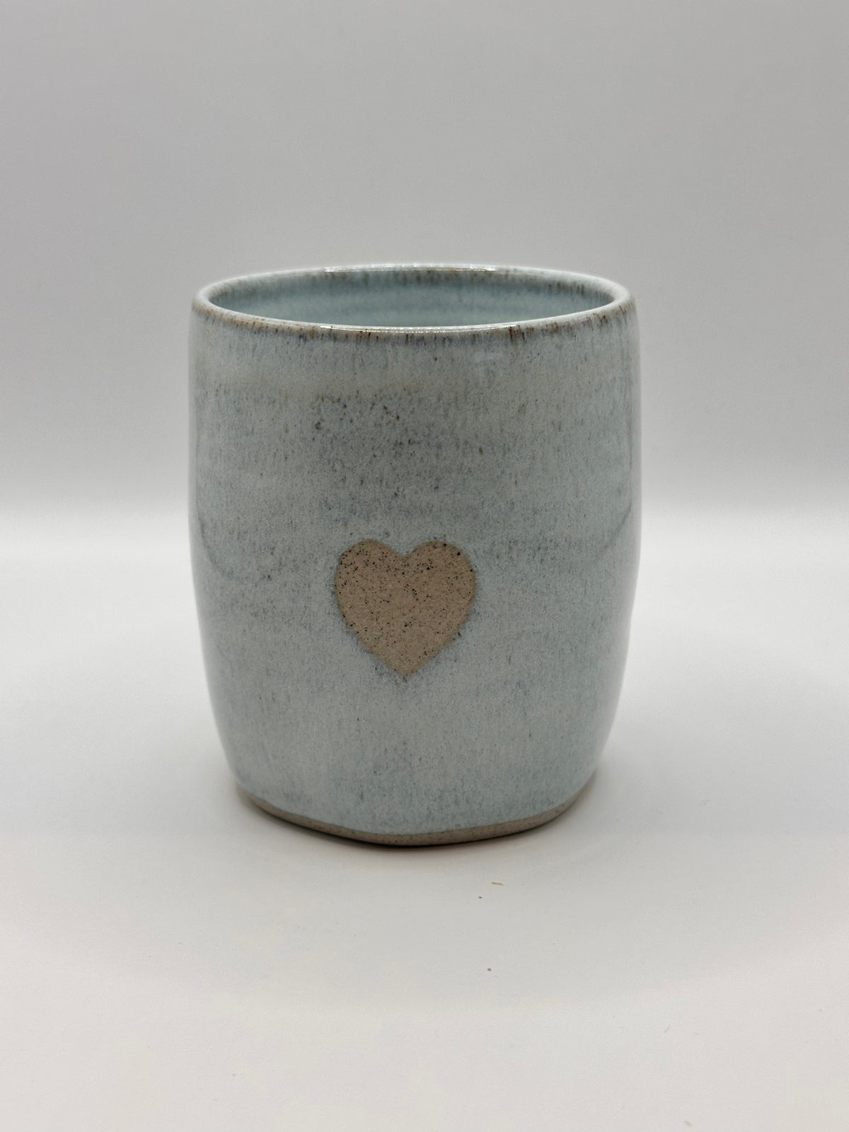 Mudhut Potters Wellington - Takeaway Style tumbler - Grey/Blue with heart - 300ml