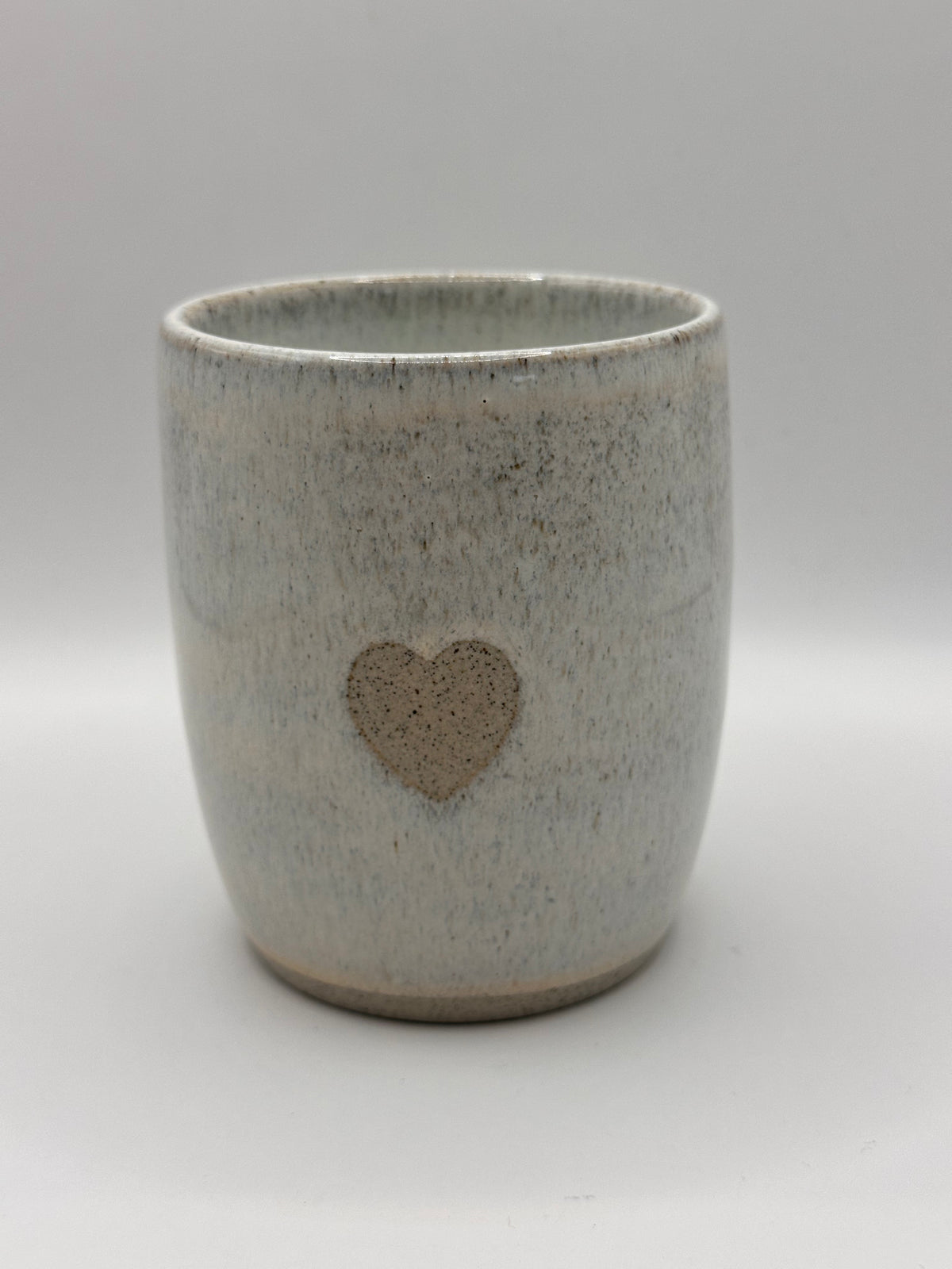 Mudhut Potters Wellington - Tumbler - White flux, grey speckle clay with a heart - 380 ml
