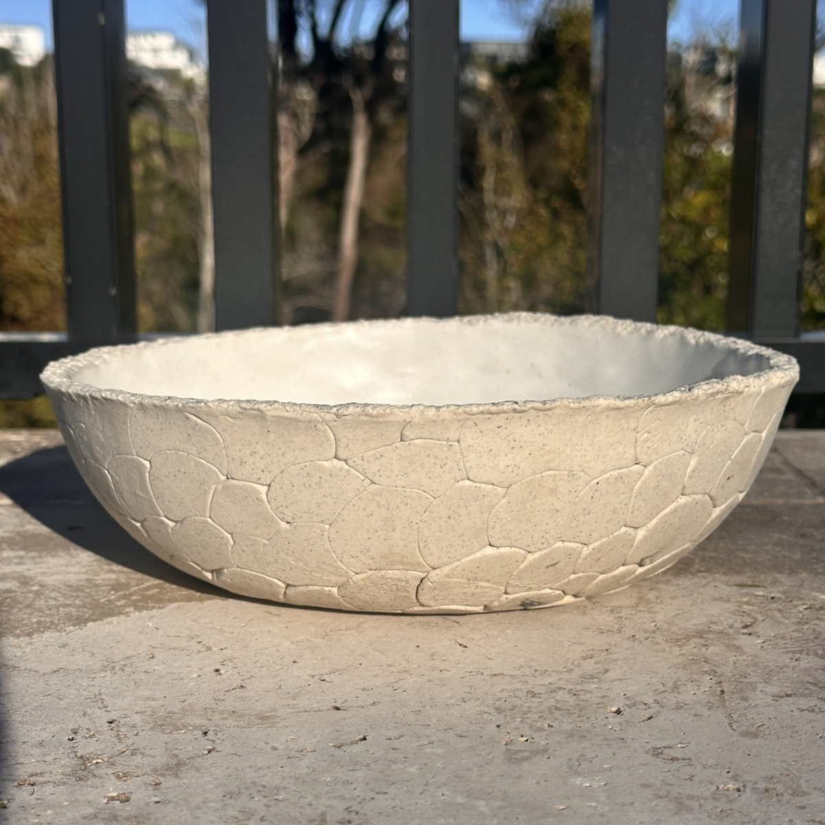 Large Pebble Clay Bowl - Off white